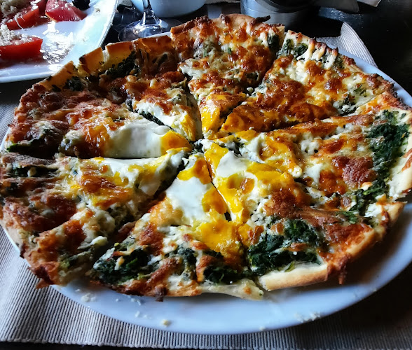 Opinii despre Под върбите în София - Гастрономия и хотелиерство