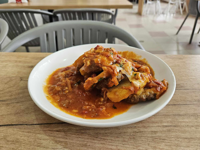 Бързо хранене Юзарсиф - Гастрономия и хотелиерство