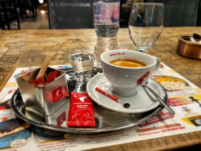 Винарна "При Момите"