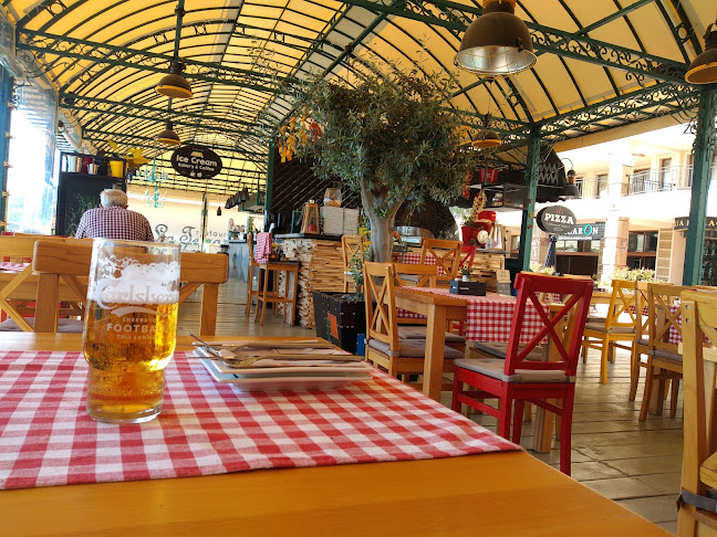 Macaron Cakes & Coffee - Балчик