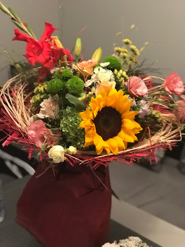 Цветя и Букети - Yovita Flowers - Сливен