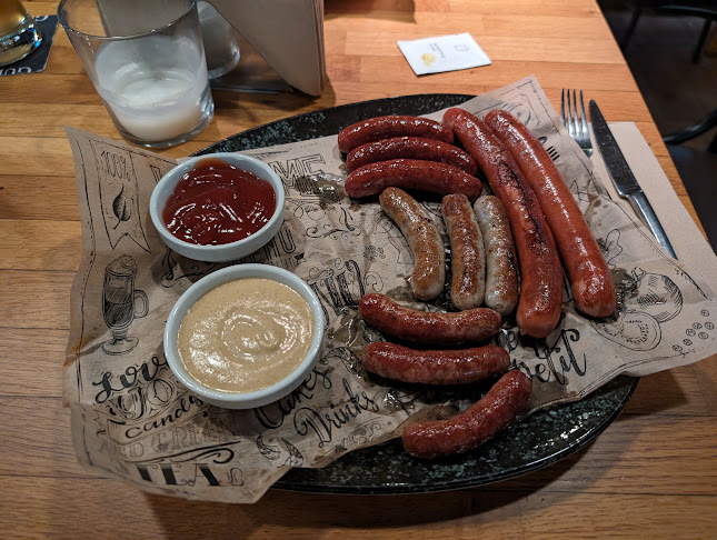 Витоша стрийт бар и динър - София