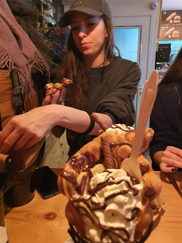 Opinii despre ВкусотéриЯ | cafe & burgers în Велико Търново - Гастрономия и хотелиерство