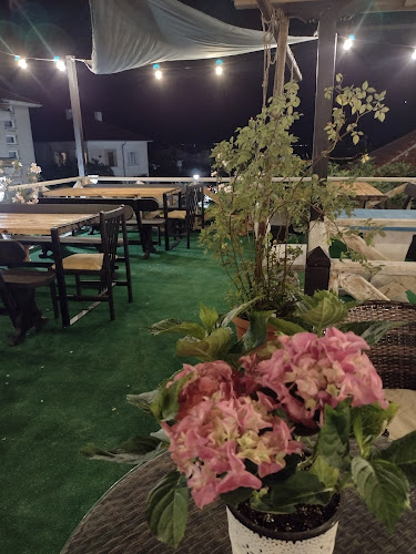 ул. „Възраждане“ 6, 8142 Черноморец