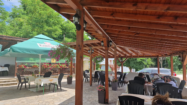 Бистро „Пиратска среща”