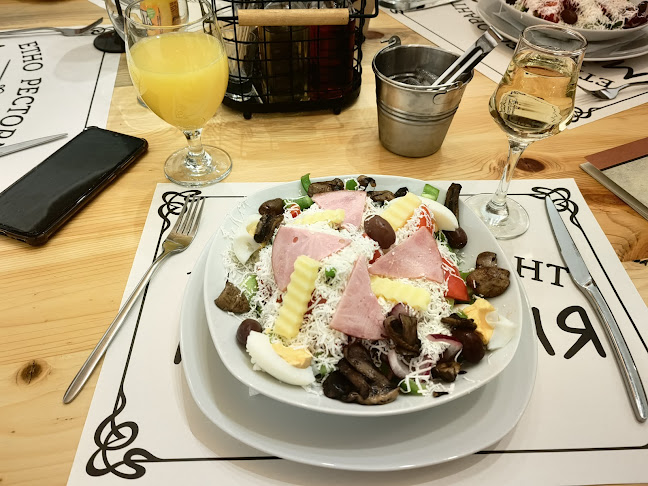 ул. „Свети Климент Охридски“ 1, 2760 Разлог