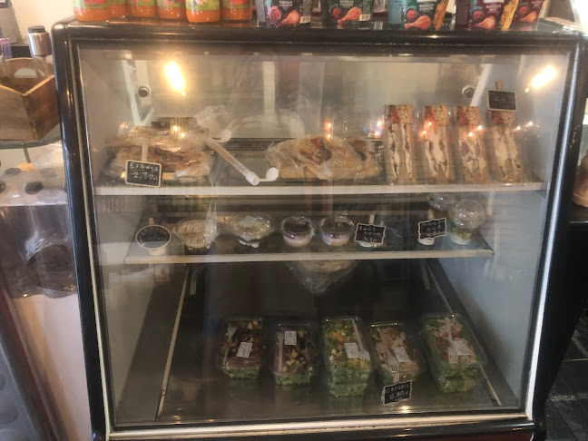 Кофи хаус „Бонбон“ - Гастрономия и хотелиерство