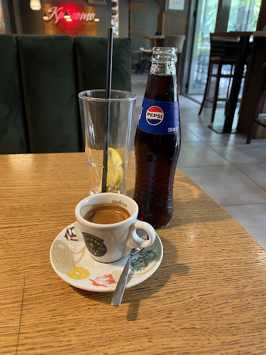 Comentarii opinii despre Крилото Cocktails & Gastro Bar