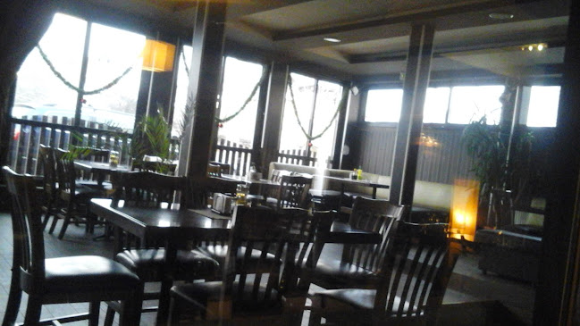 Kafe Rolis - Гастрономия и хотелиерство