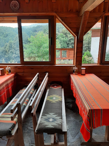 Ресторант - Барбекю “При Яна и Янек”