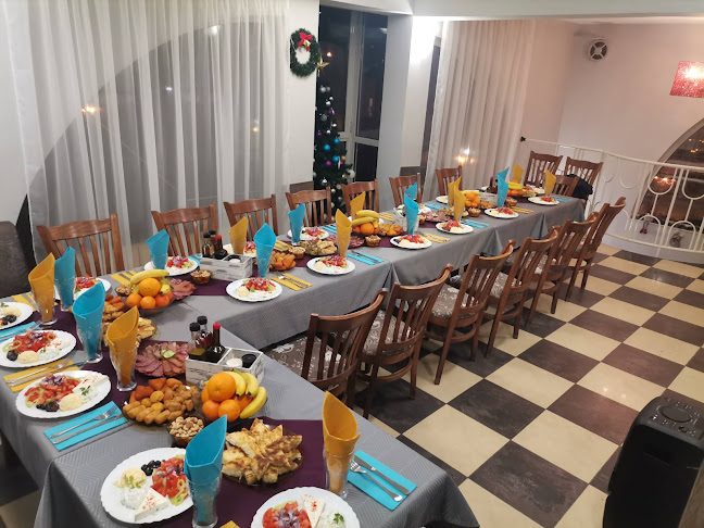 Устово, ул. „Момчил юнак“, 4702 Смолян