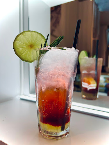 Център, ул. „П. Берон“ 2, 8500 Айтос