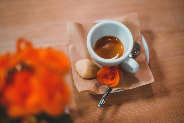 Споделено кафене и пекарна (Компартидо кафе и панадерия) - София