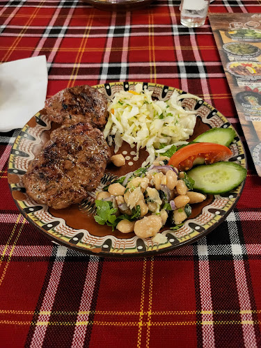 Войводи - Гастрономия и хотелиерство