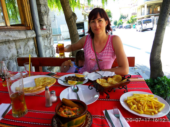 Opinii despre БИСТРО - На Двора în Поморие - Гастрономия и хотелиерство