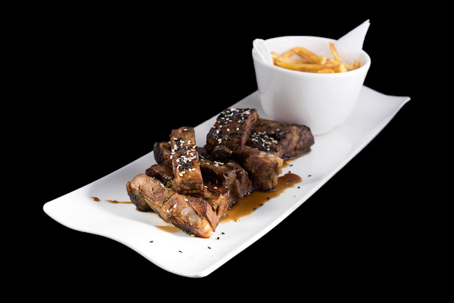 The Clock bar | food