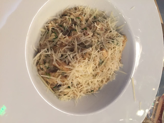 Морска тераса - Гастрономия и хотелиерство