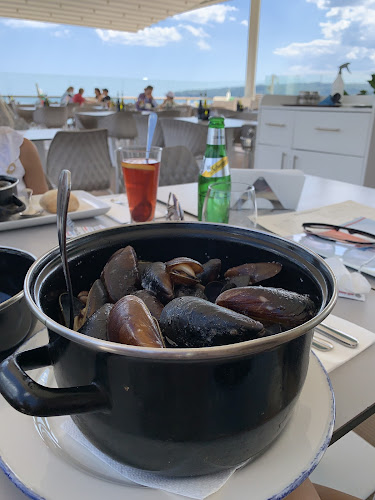 Морска тераса - Гастрономия и хотелиерство