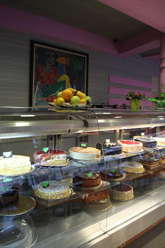 Сладкарница "Неделя" - Гастрономия и хотелиерство