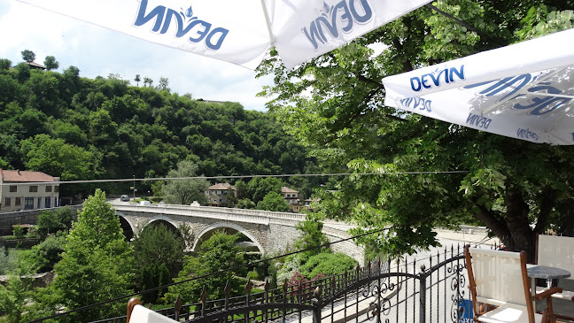 Comentarii opinii despre CAFE TRAPEZITSA