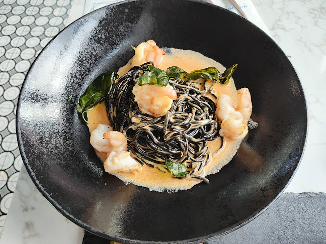 Ozone Skybar & Lounge