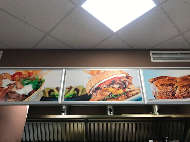 Дюнери и Бургери - Гастрономия и хотелиерство