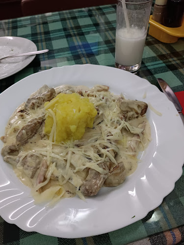 София център, ул. „Граф Игнатиев“ 24, 1000 София