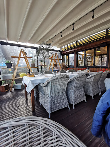 бул. Академик Иван Евстратиев Гешов, ул. „Хан Пресиян“ и, 1431 София