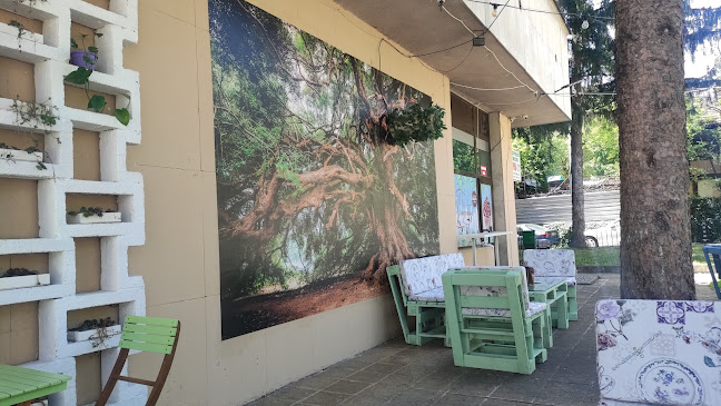 Кафе сладкарница Градина - Гастрономия и хотелиерство