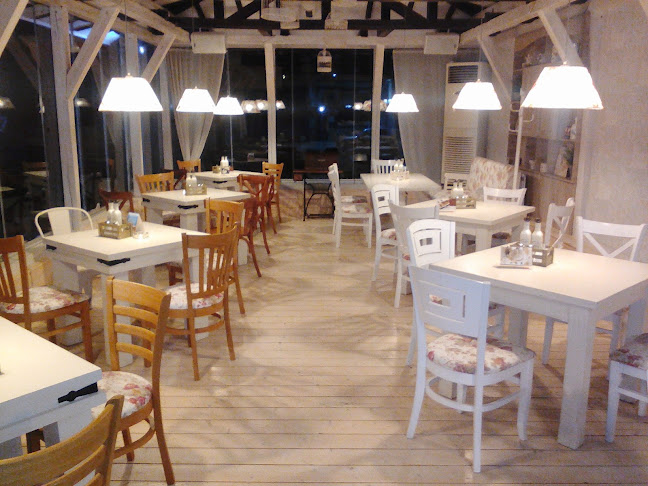 Ресторант "Улицата"