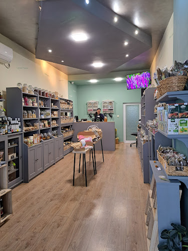 Жилищен комплекс Възраждане, ул. „Сливница“ № 53, партер, 8000 Бургас