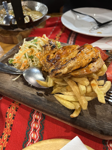 Хаджидрагановите къщи