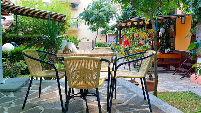 Opinii despre Bistro/Guesthouse KIPARIS în Бяла - Гастрономия и хотелиерство