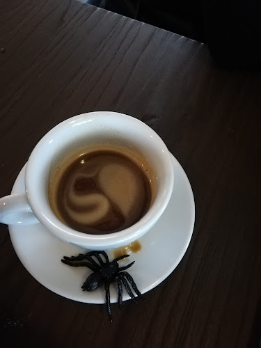 Сенсо Бар - Перник