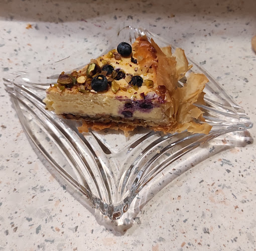 Кафе-сладкарница и пекарна МИКИ - Варна