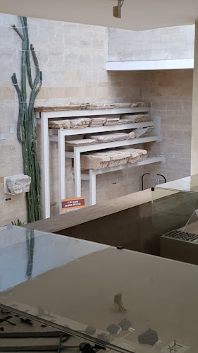 Градски пазар - Гастрономия и хотелиерство