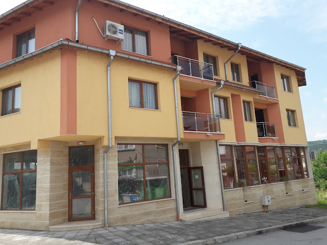 Център, бул. „Столетов“ 1, 5301 Габрово