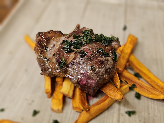 Ресторант Кактус Център - Гастрономия и хотелиерство