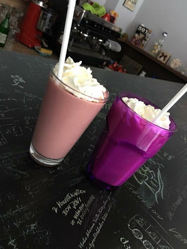 4004, ж.к. Южен, Пловдив