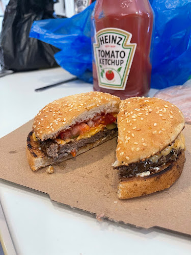 Opinii despre Doner Kebap Royal în Разград - Гастрономия и хотелиерство