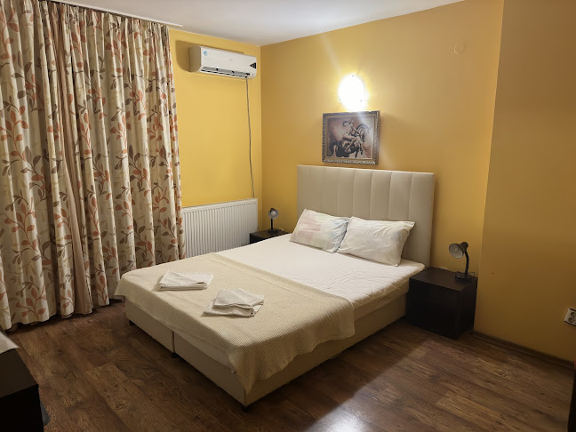 семеен хотел Трафи Ем - Гастрономия и хотелиерство