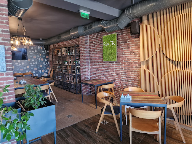 The River bar & dinner - Русе