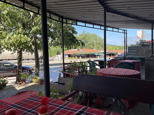 Свежият скараджия („При Миро“)