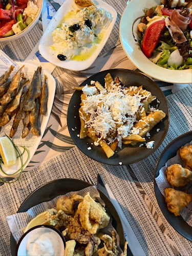 Ресторант "Бузуки Созопол" - Гастрономия и хотелиерство