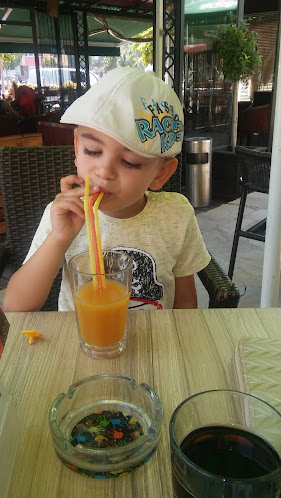 Кафене "Корлеоне" - Гастрономия и хотелиерство