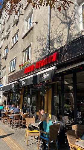 Пицария „Италия“ - Гастрономия и хотелиерство