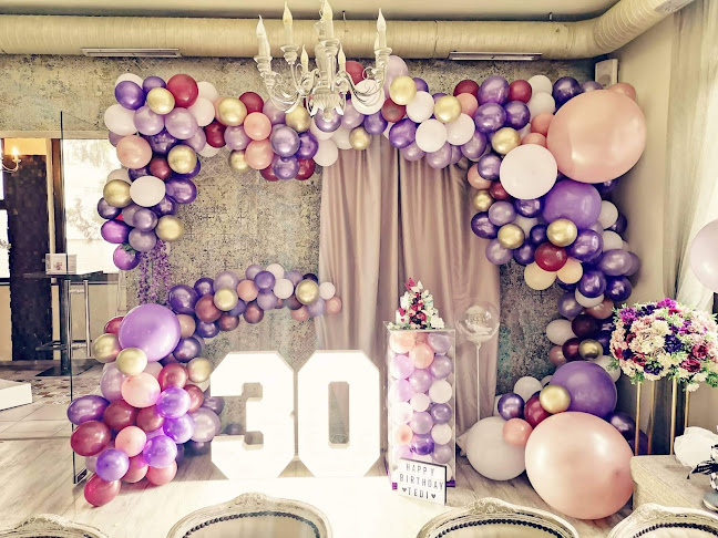 ж.к. Лозенец, бул. „Арсеналски“ 81, 1421 София