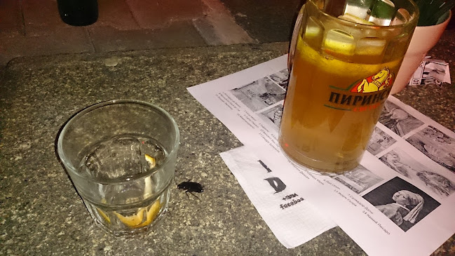 Бар Дак - Гастрономия и хотелиерство