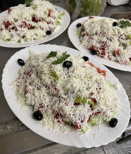 Кафене Протон - Гастрономия и хотелиерство