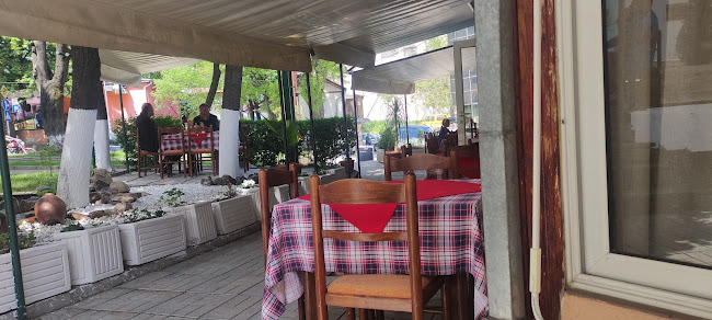 Център, ул. „Яне Сандански" 1, 2850 Петрич